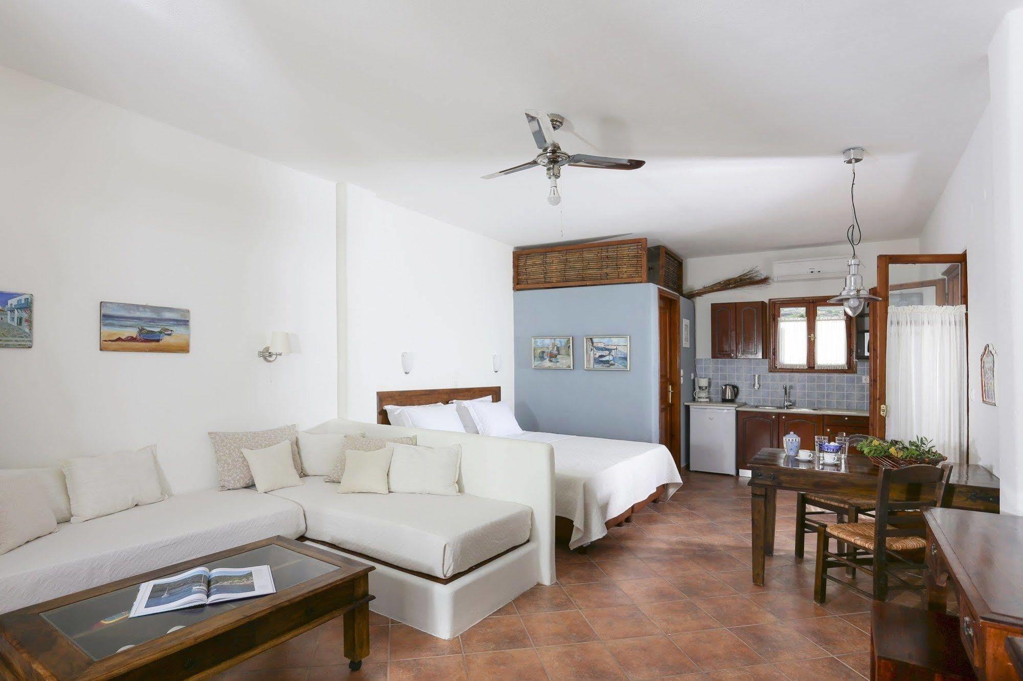 9 Muses - Paros Aparthotel Luaran gambar