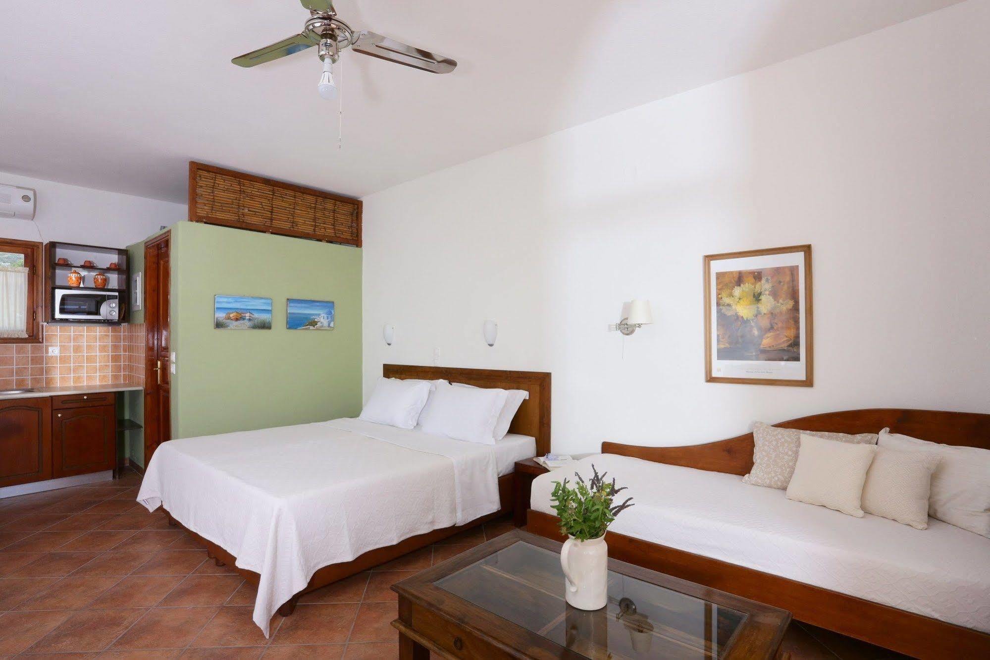 9 Muses - Paros Aparthotel Luaran gambar