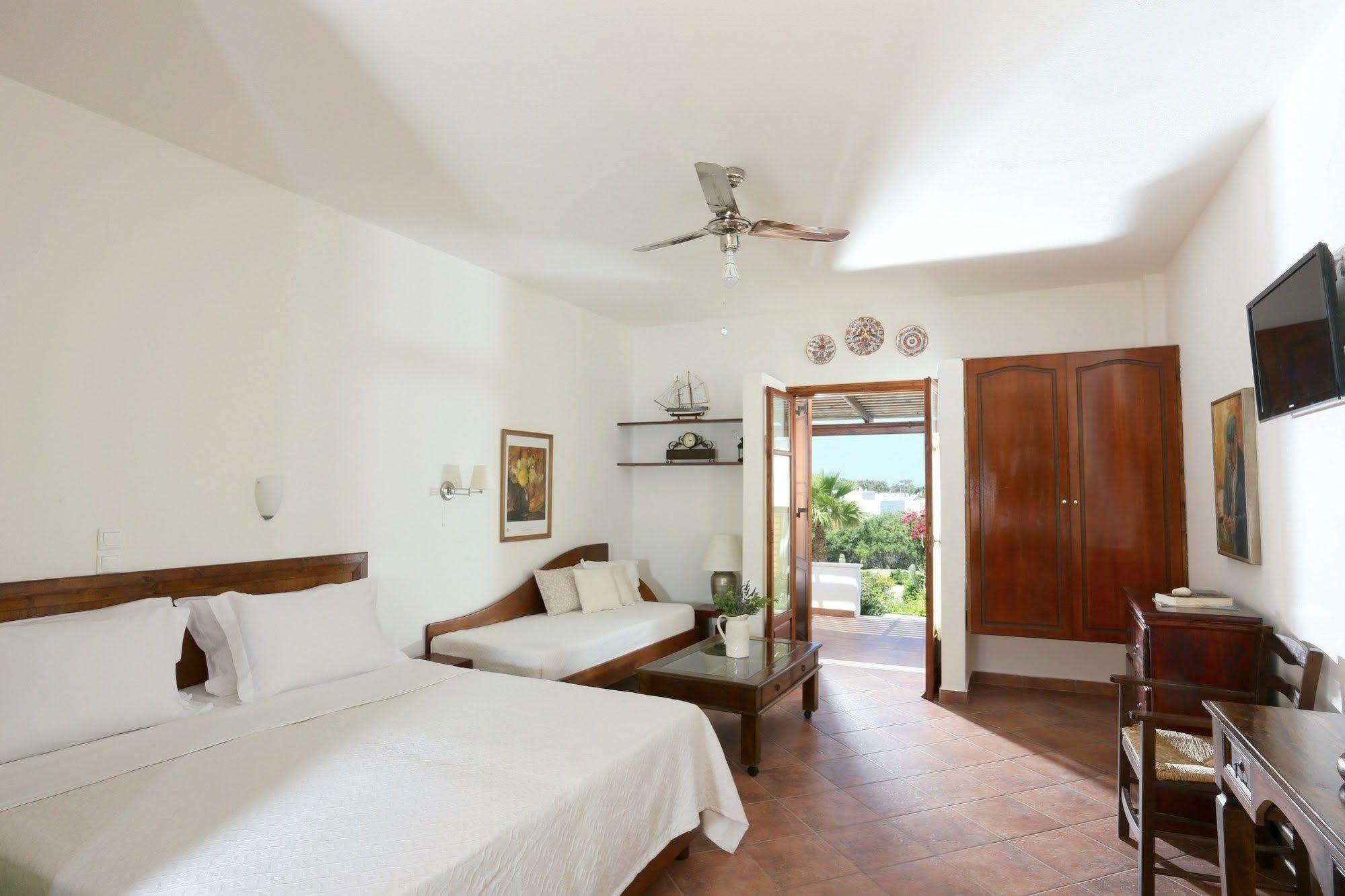 9 Muses - Paros Aparthotel Luaran gambar